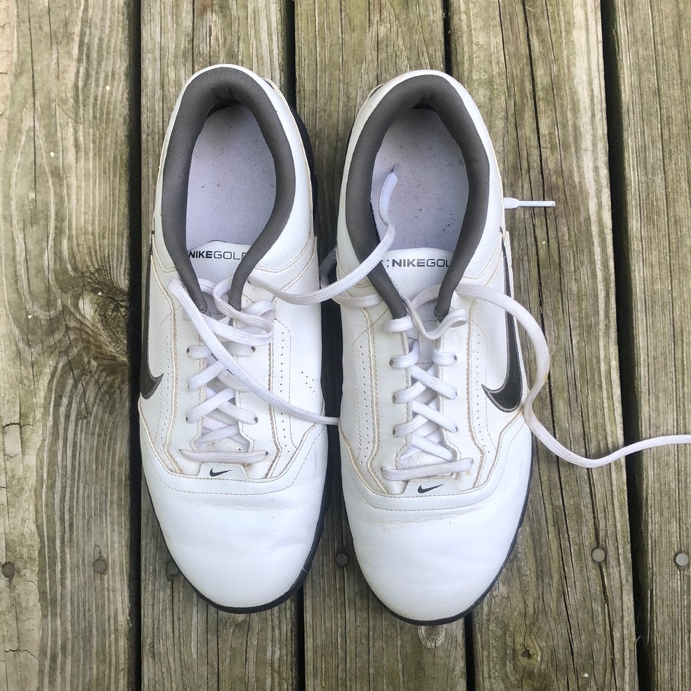 Nike men’s golf shoes